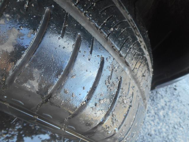 プレマシー ２０Ｃ－スカイアクティブ　純正ナビ　地デジ　Ｂｌｕｅｔｏｏｔｈ　バックカメラ　左右自動ドア　スマートキー　リアモニター　キセノン　純正アルミ　ＥＴＣ（9枚目）