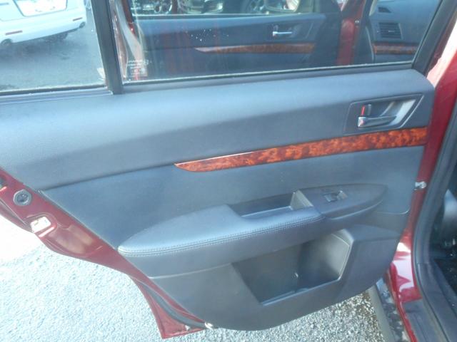 レガシィアウトバック 2.5i Lパッケージ 社外ナビ 地デジ Bluetooth スマートキー Pスタート 純正アルミ キセノン パワーシート ETC 走行41000km(24枚目)