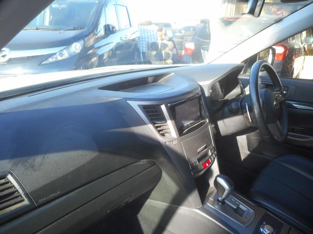 レガシィツーリングワゴン 2.5iアイサイトBスポーツ 社外ナビ 地デジ Bluetooth ハーフレザーシート パワーシート 社外マフラー 社外テール スマートキー プッシュスタート キセノン 17インチAW ETC アイサイト(15枚目)