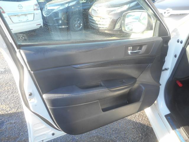 レガシィツーリングワゴン 2.5iアイサイトBスポーツ 社外ナビ 地デジ Bluetooth ハーフレザーシート パワーシート 社外マフラー 社外テール スマートキー プッシュスタート キセノン 17インチAW ETC アイサイト(24枚目)