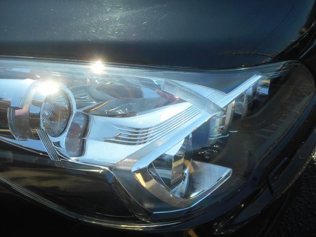 レガシィツーリングワゴン ２．５ｉ　Ｂスポーツアイサイト　Ｇパッケージ　社外ナビ　地デジ　Ｂｌｕｅｔｏｏｔｈ　バックカメラ　ハーフレザーシート　スマートキー　Ｐスタート　純正アルミ　キセノン　ＥＴＣ　アイサイト（12枚目）