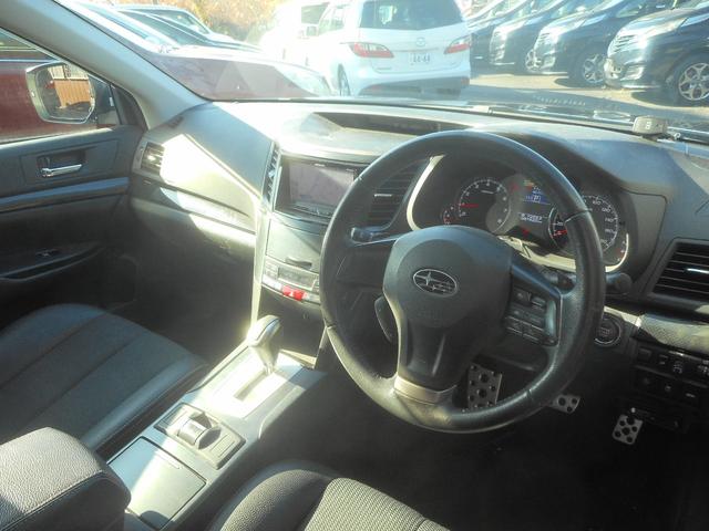 レガシィツーリングワゴン ２．５ｉ　Ｂスポーツアイサイト　Ｇパッケージ　社外ナビ　地デジ　Ｂｌｕｅｔｏｏｔｈ　バックカメラ　ハーフレザーシート　スマートキー　Ｐスタート　純正アルミ　キセノン　ＥＴＣ　アイサイト（14枚目）