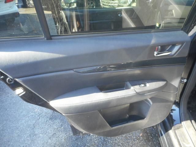 レガシィツーリングワゴン ２．５ｉ　Ｂスポーツアイサイト　Ｇパッケージ　社外ナビ　地デジ　Ｂｌｕｅｔｏｏｔｈ　バックカメラ　ハーフレザーシート　スマートキー　Ｐスタート　純正アルミ　キセノン　ＥＴＣ　アイサイト（27枚目）