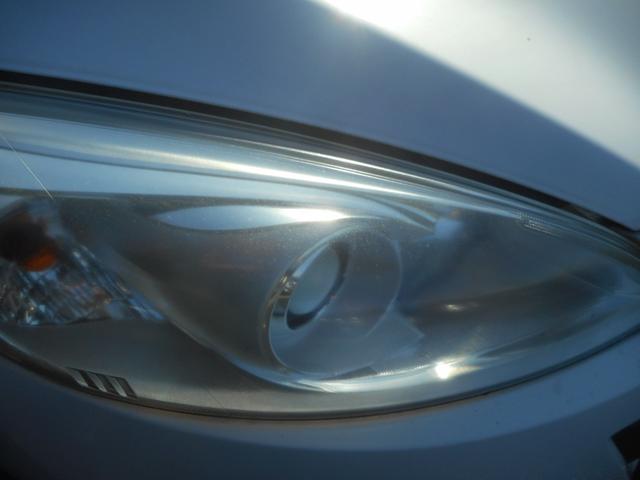 プレマシー ２０Ｓ－スカイアクティブ　Ｌパッケージ　純正ナビ　地デジ　Ｂｌｕｅｔｏｏｔｈ　バックカメラ　左右自動ドア　ハーフレザーシート　スマートキー　キセノン　純正アルミ　ＥＴＣ（13枚目）