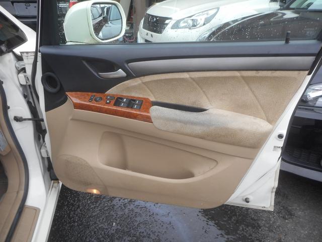 オデッセイ Ｍ　純正ＨＤＤナビ　バックカメラ　スマートキー　キセノン　純正アルミ　ＥＴＣ　後期型（23枚目）