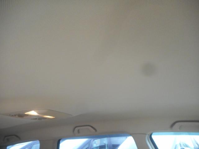 オデッセイ Ｍ　純正ＨＤＤナビ　バックカメラ　スマートキー　キセノン　純正アルミ　ＥＴＣ　後期型（28枚目）