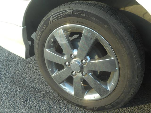 ラフェスタ ライダー 純正ナビ バックカメラ インテリキー キセノン 純正アルミ 左自動ドア 4WD(9枚目)