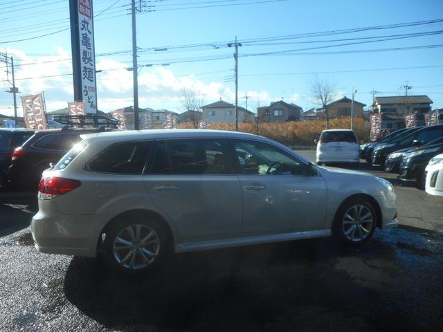 レガシィツーリングワゴン ２．５ｉアイサイト　社外ナビ　地デジ　Ｂｌｕｅｔｏｏｔｈ　バックカメラ　スマートキー　Ｐスタート　純正アルミ　キセノン　パワーシート　ＥＴＣ　タイミングチェーン（9枚目）