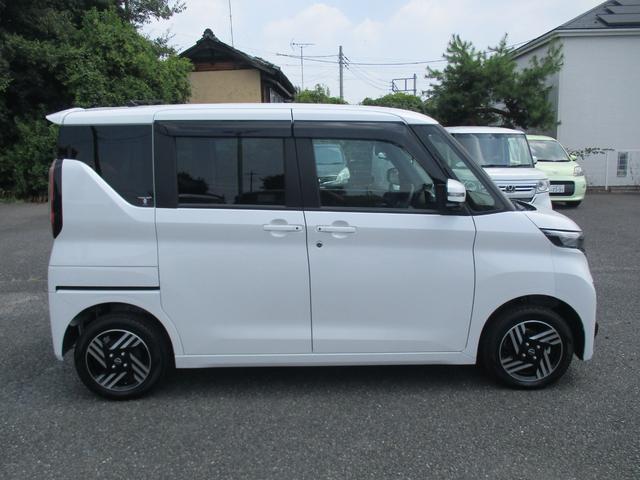 ルークス ハイウェイスター　Ｘ　プロパイロットエディション　４ＷＤ　後期型　純正９インチメモリーナビＴＶ　両側パワースライドドア　ＬＥＤライト　アラウンドビューモニター　プロパイロット　インテリキー　純正ＡＷ　シートヒーター　Ｂｌｕｅｔｏｏｔｈ（5枚目）