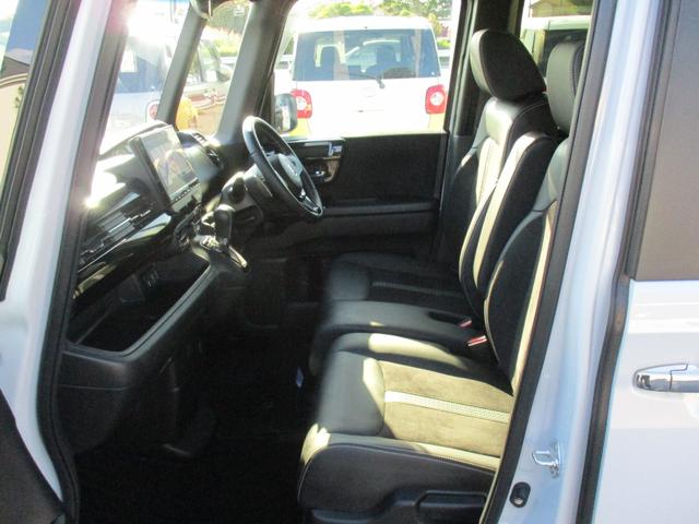 N-BOXカスタム Lターボ 後期型 純正9インチナビTV 両側パワースライドドア LEDライト ハーフレザー バックカメラ クルーズコントロール ブレサポ シートヒータークリアランスソナー(18枚目)