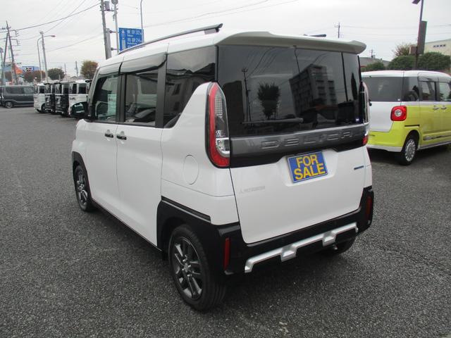 デリカミニ Ｔ　プレミアム　ナビＴＶ　両側パワースライドドア　ＬＥＤライト　ハーフレザーシート　アラウンドビューモニター　マイパイロット　スマートキー　純正ＡＷ　パドルシフト　クルーズコントロール（8枚目）