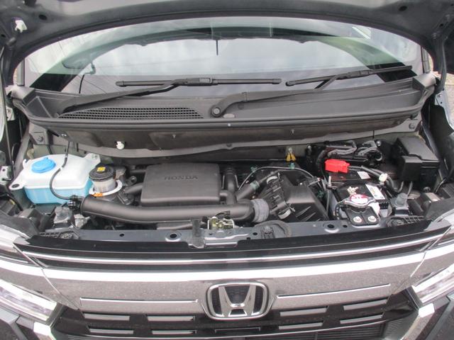 Ｎ－ＢＯＸカスタム Ｌ　後期型　純正ナビ　バックカメラ　ＬＥＤライト　スマートキー　純正ＡＷ　シートヒーター　クリアランスソナー　Ｂｌｕｅｔｏｏｔｈ　クルーズコントロール（11枚目）