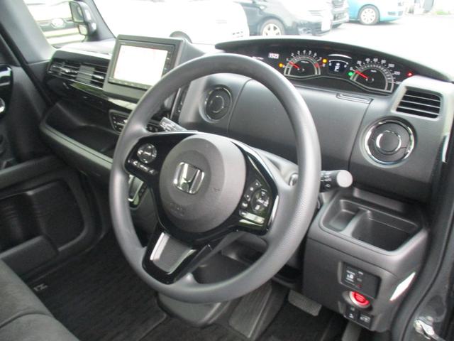 Ｎ－ＢＯＸカスタム Ｌ　後期型　純正ナビ　バックカメラ　ＬＥＤライト　スマートキー　純正ＡＷ　シートヒーター　クリアランスソナー　Ｂｌｕｅｔｏｏｔｈ　クルーズコントロール（16枚目）