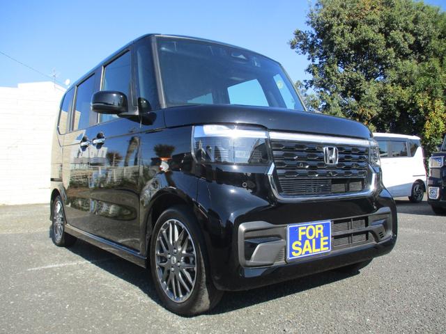 Ｎ－ＢＯＸカスタム ターボ　現行型　純正９インチメモリーナビＴＶ　両側パワースライドドア　ＬＥＤライト　ハーフレザーシート　マルチビューカメラシステム　ＥＴＣ　パドルシフト　スマートキー　純正ＡＷ　Ｂｌｕｅｔｏｏｔｈ（4枚目）