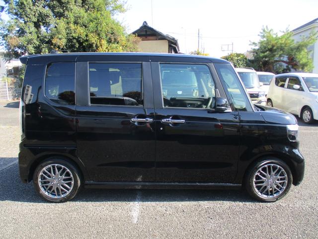 Ｎ－ＢＯＸカスタム ターボ　現行型　純正９インチメモリーナビＴＶ　両側パワースライドドア　ＬＥＤライト　ハーフレザーシート　マルチビューカメラシステム　ＥＴＣ　パドルシフト　スマートキー　純正ＡＷ　Ｂｌｕｅｔｏｏｔｈ（5枚目）