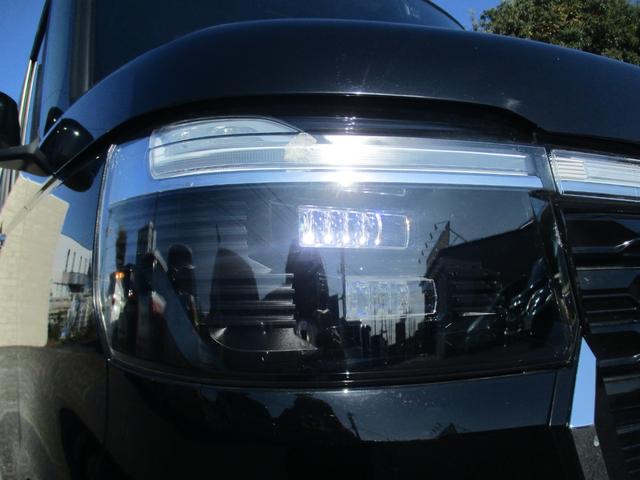 Ｎ－ＢＯＸカスタム ターボ　現行型　純正９インチメモリーナビＴＶ　両側パワースライドドア　ＬＥＤライト　ハーフレザーシート　マルチビューカメラシステム　ＥＴＣ　パドルシフト　スマートキー　純正ＡＷ　Ｂｌｕｅｔｏｏｔｈ（12枚目）