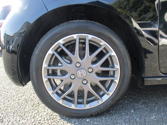 Ｎ－ＢＯＸカスタム ターボ　現行型　純正９インチメモリーナビＴＶ　両側パワースライドドア　ＬＥＤライト　ハーフレザーシート　マルチビューカメラシステム　ＥＴＣ　パドルシフト　スマートキー　純正ＡＷ　Ｂｌｕｅｔｏｏｔｈ（14枚目）