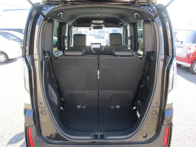 Ｎ－ＢＯＸカスタム ターボ　現行型　純正９インチメモリーナビＴＶ　両側パワースライドドア　ＬＥＤライト　ハーフレザーシート　マルチビューカメラシステム　ＥＴＣ　パドルシフト　スマートキー　純正ＡＷ　Ｂｌｕｅｔｏｏｔｈ（15枚目）