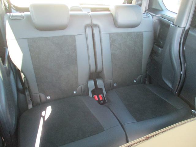 Ｎ－ＢＯＸカスタム ターボ　現行型　純正９インチメモリーナビＴＶ　両側パワースライドドア　ＬＥＤライト　ハーフレザーシート　マルチビューカメラシステム　ＥＴＣ　パドルシフト　スマートキー　純正ＡＷ　Ｂｌｕｅｔｏｏｔｈ（18枚目）