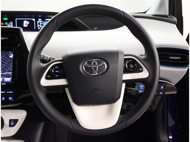 プリウス Ａ　衝突軽減ブレーキシステム　Ｂモニタ　記録簿有　ＬＥＤヘッド　クルーズコントロール　セキュリティー　スマートキー　パワーステアリング　ＥＴＣ　アルミホイル　オートエアコン　ＳＲＳ　ＡＢＳ　キーレス（6枚目）