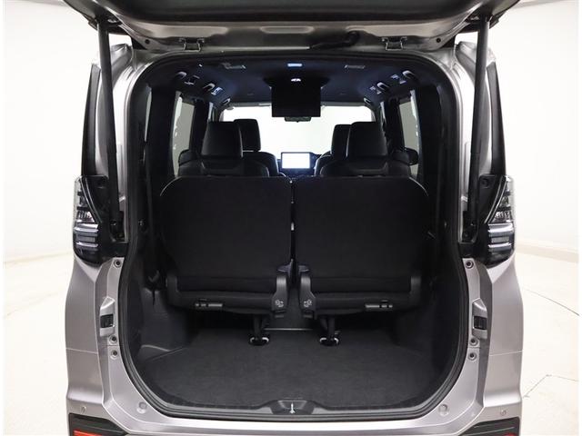 ヴォクシー ハイブリッドＳ－Ｚ　パワーウィンドウ　ＤＶＤ再生機能　インテリキー　横滑防止装置　地デジＴＶ　アクティブクルーズコントロール　フルオートエアコン　リアカメラ　エアバッグ　ＡＢＳ　１００Ｖ充電　ナビＴＶ　ＷＡＣ　キーレス（27枚目）