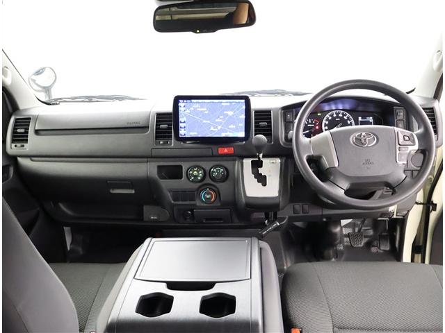 ハイエースバン ロングDX 助手席エアバッグ ブレーキサポート リアカメラ フルセグテレビ DVD PW 運転席エアバッグ ナビテレビ 横滑り防止 整備点検記録簿 イモビ付 パワーステアリング エアコン ABS キーレス(5枚目)