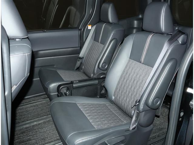 ノア ハイブリッドS-Z 横滑り防止機能 エアバッグ オートクルーズコントロール 地デジ ダブルエアコン スマートエントリー LEDランプ バックモニター メモリナビ 3列シート ETC付き ABS AC100V キーレス(11枚目)