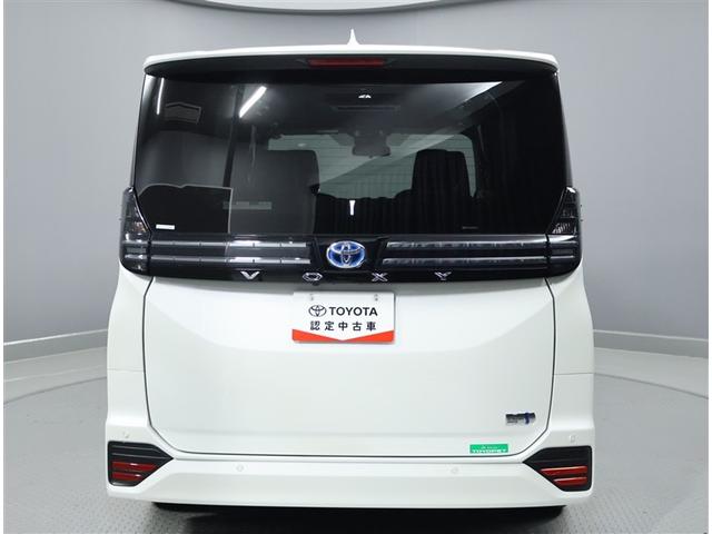 ヴォクシー ハイブリッドＳ－Ｚ　パワーウィンドウ　テレビ　ＤＶＤ再生機能　インテリキー　横滑防止装置　地デジＴＶ　アクティブクルーズコントロール　フルオートエアコン　リアカメラ　エアバッグ　ＡＢＳ　１００Ｖ充電　ＷＡＣ　キーレス（2枚目）