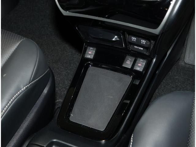 エスクァイア ハイブリッドＧｉ　Ｒカメラ　ＡＡＣ　ナビ＆ＴＶ　リアエアコン　記録簿付き　地デジ　クルーズコントロール　ＬＥＤライト　キーレスエントリー　スマートキー付　ＤＶＤ再生可　エアバック　横滑防止装置　盗難防止システム　ＥＴＣ（16枚目）