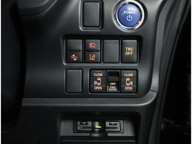 エスクァイア ハイブリッドＧｉ　Ｒカメラ　ＡＡＣ　ナビ＆ＴＶ　リアエアコン　記録簿付き　地デジ　クルーズコントロール　ＬＥＤライト　キーレスエントリー　スマートキー付　ＤＶＤ再生可　エアバック　横滑防止装置　盗難防止システム　ＥＴＣ（17枚目）