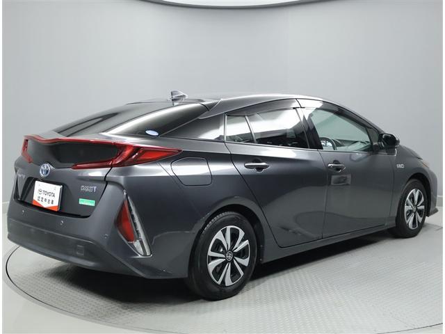 プリウスＰＨＶ Ｓセーフティプラス　横滑り防止装置　クルーズコントロール　ナビＴＶ　地デジＴＶ　記録簿　キーフリー　スマートキー　ＤＶＤ　ＬＥＤライト　ＥＴＣ車載器　アルミホイール　イモビ　ドラレコ付き　ＡＡＣ　ＡＢＳ　メモリーナビ（3枚目）