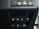 ＧＲスポーツ　スマートキー＆プッシュスタート　イモビライザー　ＬＥＤライト　衝突軽減ブレーキ　ＡＣ１００Ｖ　クルコン　ミュージックプレイヤー接続可　横滑り防止装置　オートエアコン　キーレス　ＥＴＣ　ドラレコ　ＡＢＳ（15枚目）