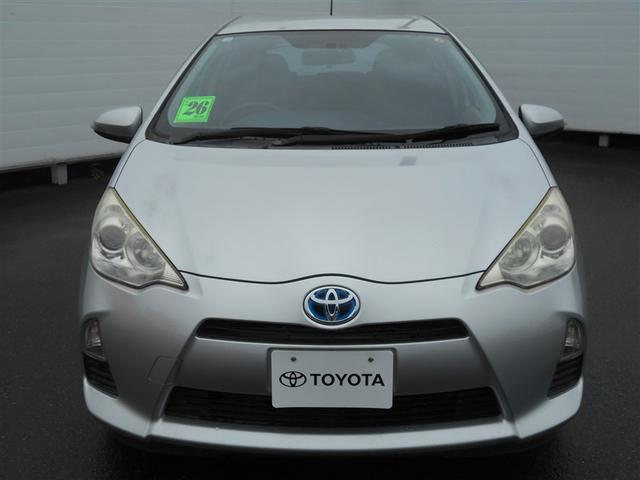 アクア Ｇ　バックモニタ　セキュリティー　デュアルエアバック　ナビＴＶ　パワーウィンドウ　地デジ　ＡＴエアコン　ＡＢＳ　パワーステアリング　運転席エアバッグ　キーレススタートシステム　ＤＶＤ再生機能　ＥＴＣ（2枚目）