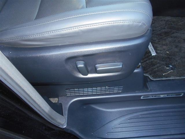 アルファードハイブリッド ＳＲ　Ｃパッケージ　点検記録簿　合革シート　ワンオナ　バックモニター　オートエアコン　ＡＢＳ　イモビ　アルミ　ドライブレコーダー　ナビ＆ＴＶ　４ＷＤ　ミュージックプレイヤー接続可　３列シート　メモリーナビ　キーフリー（16枚目）