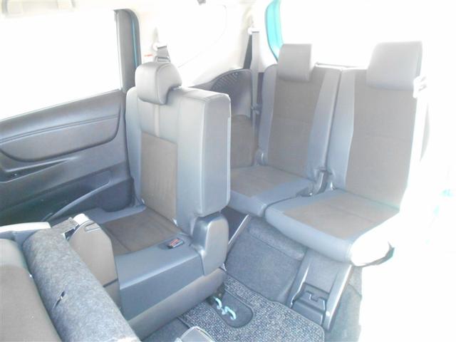 シエンタ ハイブリッドＧ　クエロ　点検記録簿　半革シート　地デジＴＶ　盗難防止　スマートキー　バックモニタ　オ－トエアコン　メモリ－ナビ　エアバッグ　３列シート　ナビ＆ＴＶ　ＡＢＳ　パワーウインドウ　パワーステアリング（28枚目）