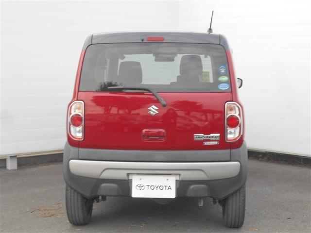 ＣＰＣペイントシーラントです。耐候性に優れたフッ素化合物で車の輝きを守ります。