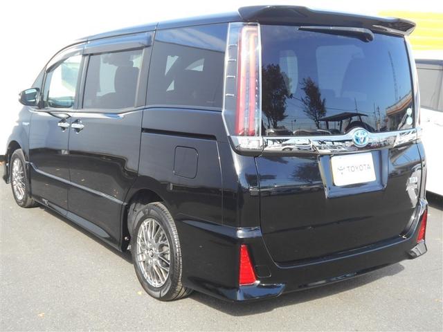 ノア ハイブリッドSi ダブルバイビー ウォークスルー LEDヘッドライト 横滑り防止装置 メンテナンスノート 盗難防止システム エアバッグ アルミ メモリ-ナビ スマキー 1オーナー Wエアコン ABS ナビ&TV デュアルエアバッグ(8枚目)