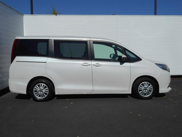 ノア G リアエアコン フルセグテレビ 記録簿付き エアバッグ アルミ メモリーナビ TVナビ オートエアコン パワステ 助手席エアバッグ ABS リアカメラ 両側電動パワースライドドア 衝突軽減システム(5枚目)