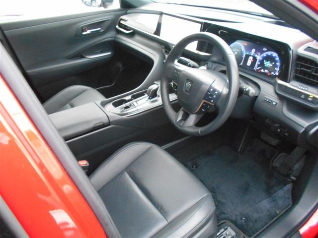 クラウンクロスオーバー Ｇアドバンスド・レザーパッケージ　ＴＳＳ　レザー　フルセグＴＶ　パワーシート　ＬＥＤヘッドライト　クルーズコントロール　Ｂカメラ　ドライブレコーダ　オートエアコン　アルミホイル　ワンオーナー　ＥＴＣ付　横滑り防止装置　４ＷＤ　ＴＶ（9枚目）