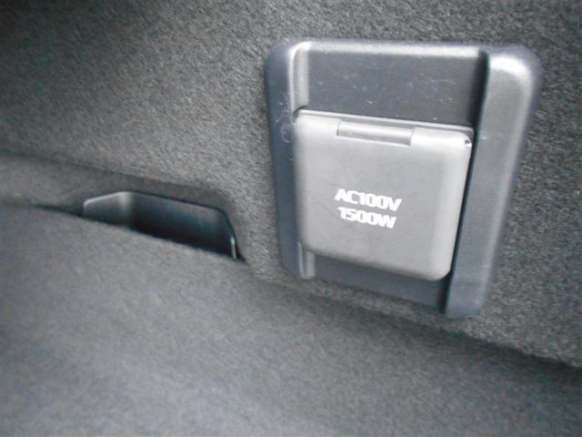 クラウンクロスオーバー Ｇアドバンスド・レザーパッケージ　ＴＳＳ　レザー　フルセグＴＶ　パワーシート　ＬＥＤヘッドライト　クルーズコントロール　Ｂカメラ　ドライブレコーダ　オートエアコン　アルミホイル　ワンオーナー　ＥＴＣ付　横滑り防止装置　４ＷＤ　ＴＶ（28枚目）