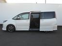 両側スライドドアで、狭い駐車場でも乗り降りが楽チン(^^♪