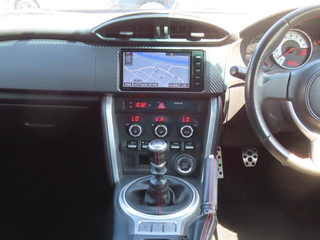 ８６ ＧＴ　ＥＴＣ　バックカメラ　ナビ　ＴＶ　オートクルーズコントロール　ＭＴ　オートライト　ＨＩＤ　スマートキー　電動格納ミラー　アルミホイール　盗難防止システム　衝突安全ボディ　ＡＢＳ　ＥＳＣ　ＣＤ（7枚目）