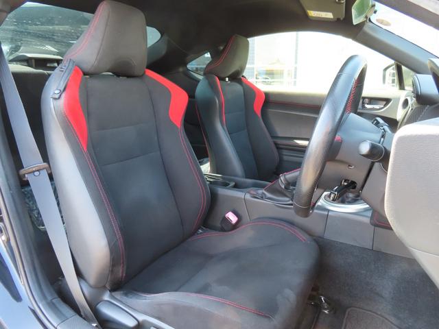 ８６ ＧＴ　ＥＴＣ　バックカメラ　ナビ　ＴＶ　オートクルーズコントロール　ＭＴ　オートライト　ＨＩＤ　スマートキー　電動格納ミラー　アルミホイール　盗難防止システム　衝突安全ボディ　ＡＢＳ　ＥＳＣ　ＣＤ（43枚目）