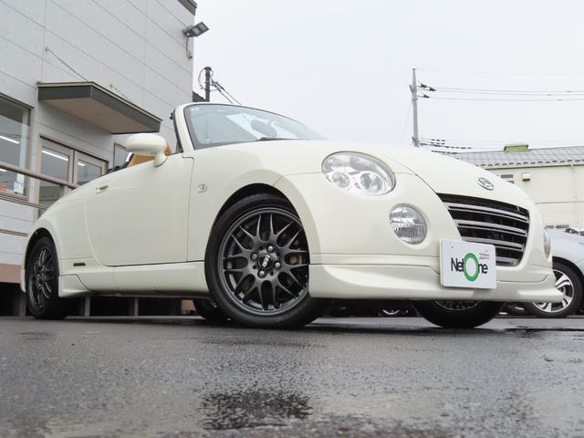 コペン アルティメットエディションＳ　オープンカー　ＥＴＣ　ナビ　ＴＶ　ＨＩＤ　ＡＴ　キーレスエントリー　シートヒーター　アルミホイール　盗難防止システム　衝突安全ボディ　ＡＢＳ　ＣＤ　ＤＶＤ再生　ＵＳＢ　Ｂｌｕｅｔｏｏｔｈ　エアコン（22枚目）