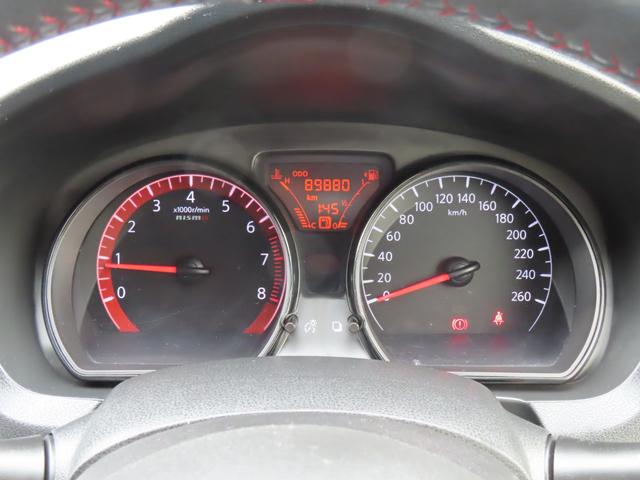 ノート ニスモ　Ｓ　ＥＴＣ　アルミホイール　ＬＥＤヘッドランプ　スマートキー　電動格納ミラー　ＭＴ　盗難防止システム　衝突安全ボディ　ＡＢＳ　ＥＳＣ　ミュージックプレイヤー接続可　エアコン　パワーステアリング（4枚目）