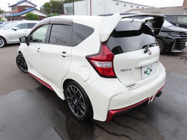 ノート ニスモ S ドライブレコーダー バックカメラ ナビ TV アルミホイール オートライト LEDヘッドランプ スマートキー 電動格納ミラー MT 盗難防止システム 衝突安全ボディ ABS ESC CD DVD再生(17枚目)