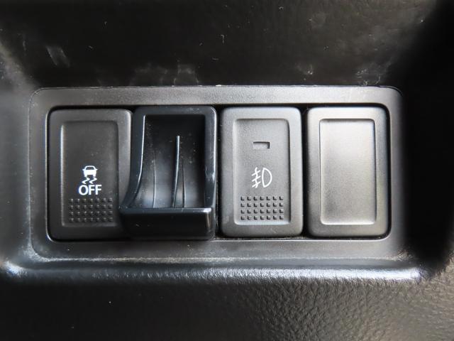 スイフトスポーツ ベースグレード ナビ TV オートクルーズコントロール アルミホイール オートライト スマートキー MT 盗難防止システム 衝突安全ボディ ABS ESC CD USB ミュージックプレイヤー接続可(7枚目)