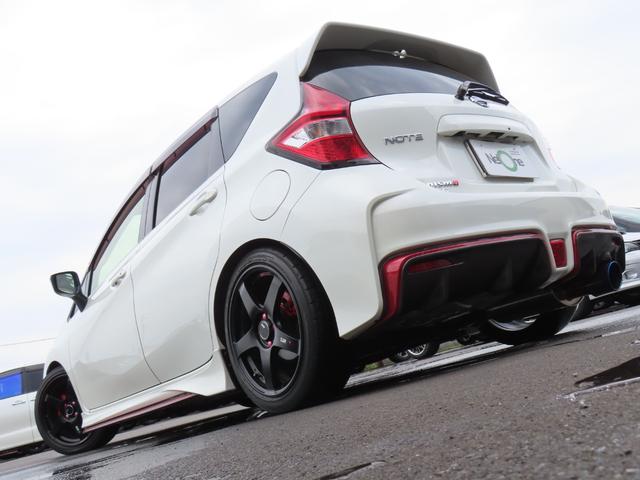 ノート ニスモ　Ｓ　ＥＴＣ　バックカメラ　ナビ　ＴＶ　アルミホイール　ＬＥＤヘッドランプ　スマートキー　電動格納ミラー　ＭＴ　盗難防止システム　衝突安全ボディ　ＡＢＳ　ＥＳＣ　ＣＤ　ＤＶＤ再生　ブルーレイ　ＵＳＢ（23枚目）