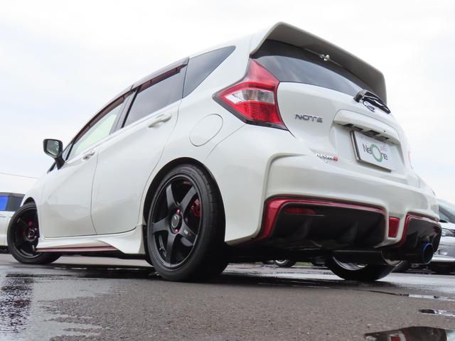 ノート ニスモ　Ｓ　ＥＴＣ　バックカメラ　ナビ　ＴＶ　アルミホイール　ＬＥＤヘッドランプ　スマートキー　電動格納ミラー　ＭＴ　盗難防止システム　衝突安全ボディ　ＡＢＳ　ＥＳＣ　ＣＤ　ＤＶＤ再生　ブルーレイ　ＵＳＢ（24枚目）