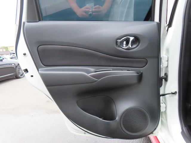 ノート ニスモ　Ｓ　ＥＴＣ　バックカメラ　ナビ　ＴＶ　アルミホイール　ＬＥＤヘッドランプ　スマートキー　電動格納ミラー　ＭＴ　盗難防止システム　衝突安全ボディ　ＡＢＳ　ＥＳＣ　ＣＤ　ＤＶＤ再生　ブルーレイ　ＵＳＢ（46枚目）